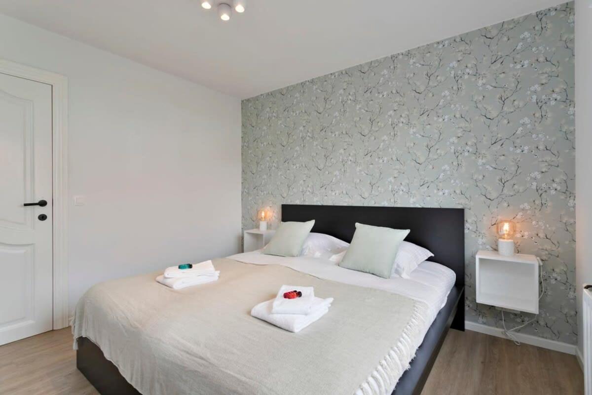 Huswell - Spacious Bungalow With Garden Near The Beach & Sea Middelkerke Bagian luar foto